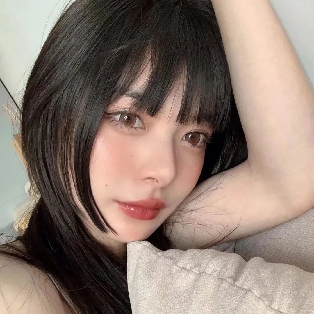 镜中影